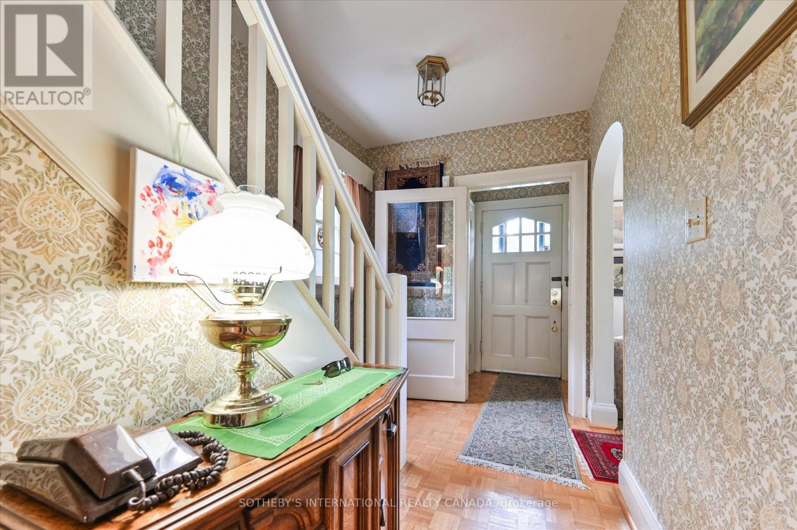 78 Humberview Road, Toronto, Ontario  M6S 1W8 - Photo 7 - W12464095