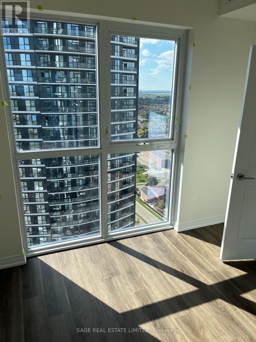 2405 - 15 Watergarden Drive, Mississauga, Ontario  L5R 0H4 - Photo 13 - W12464097