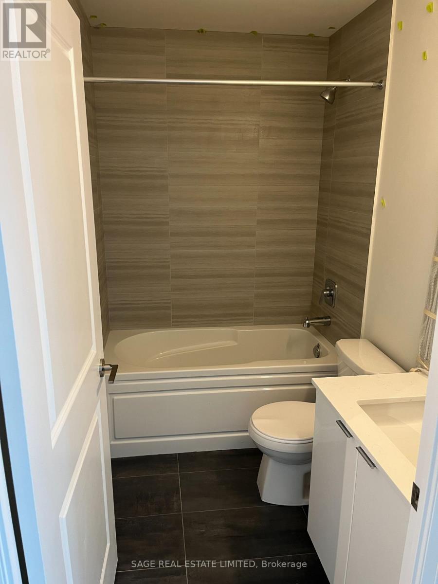 2405 - 15 Watergarden Drive, Mississauga, Ontario  L5R 0H4 - Photo 15 - W12464097