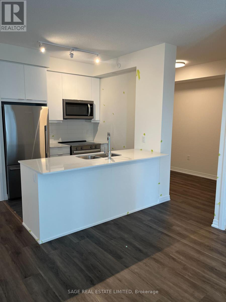 2405 - 15 Watergarden Drive, Mississauga, Ontario  L5R 0H4 - Photo 2 - W12464097