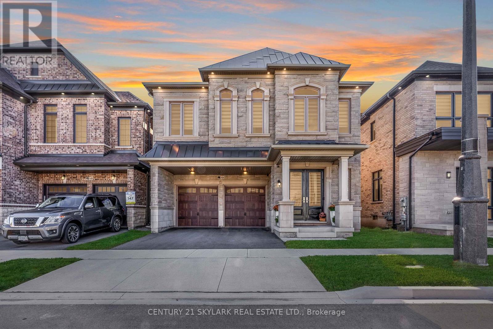 2404 EDWARD LEAVER TRAIL, Oakville, Ontario