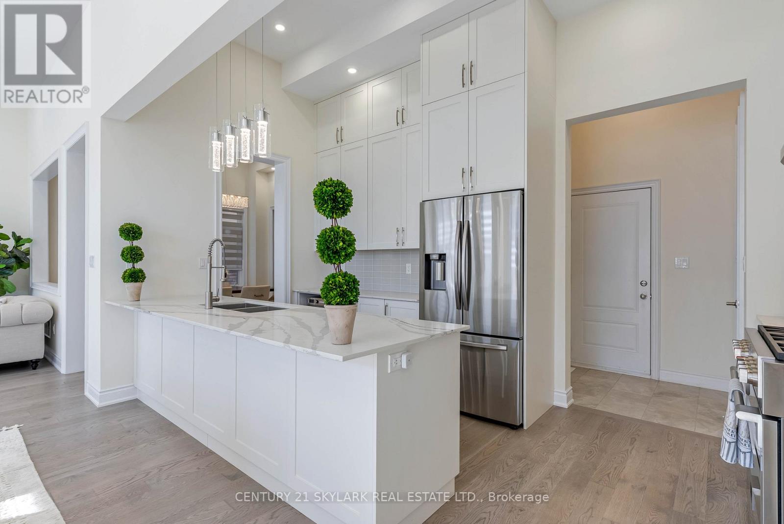 2404 Edward Leaver Trail, Oakville, Ontario  L6M 5M2 - Photo 21 - W12464103