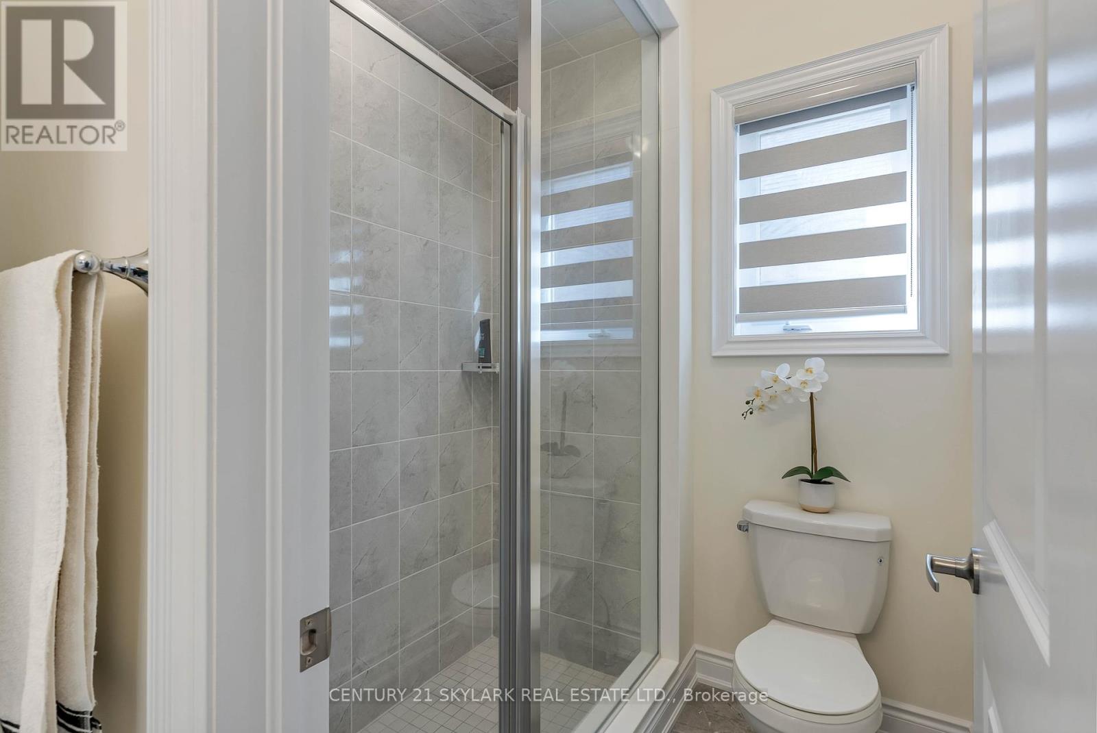 2404 Edward Leaver Trail, Oakville, Ontario  L6M 5M2 - Photo 35 - W12464103