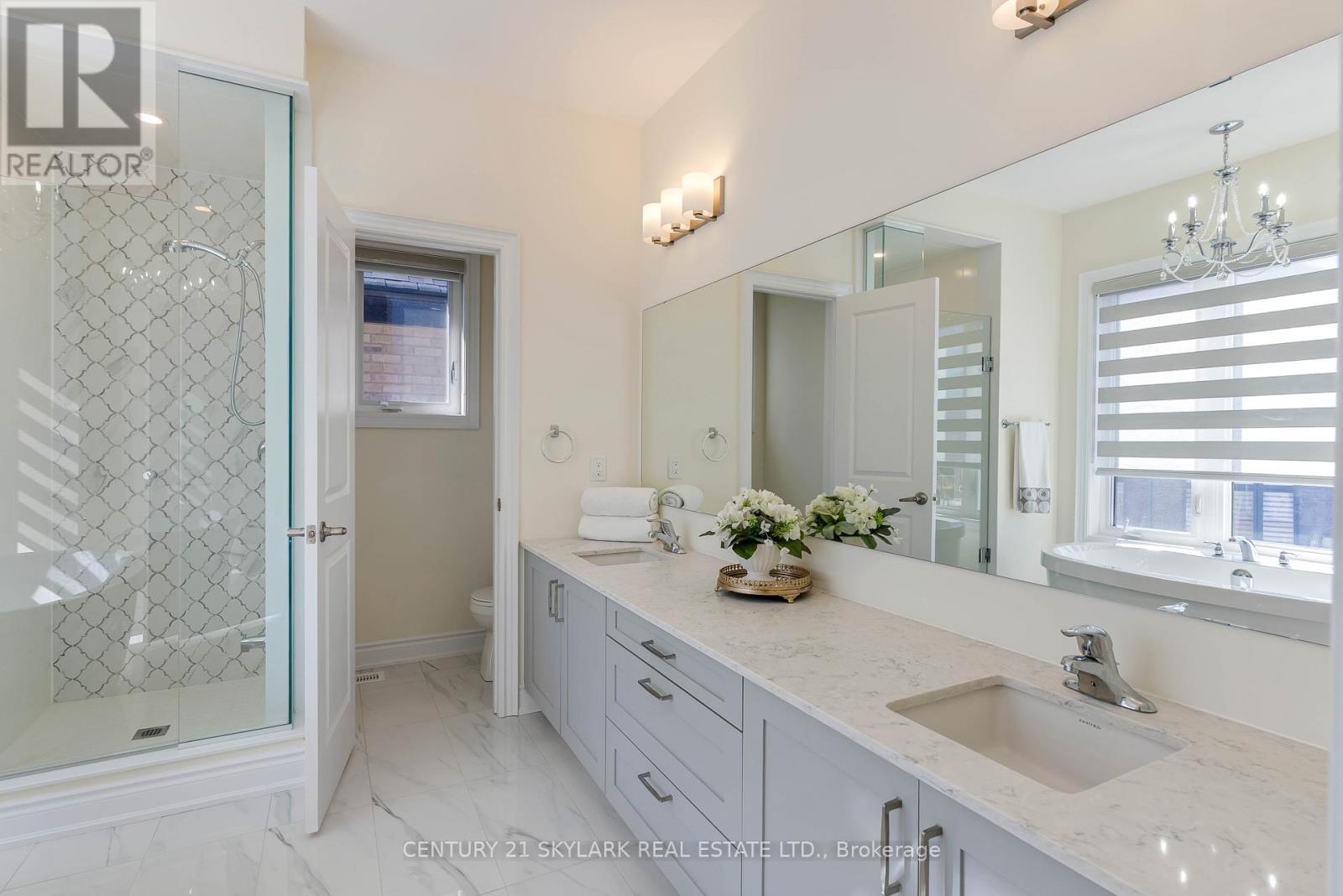 2404 Edward Leaver Trail, Oakville, Ontario  L6M 5M2 - Photo 41 - W12464103