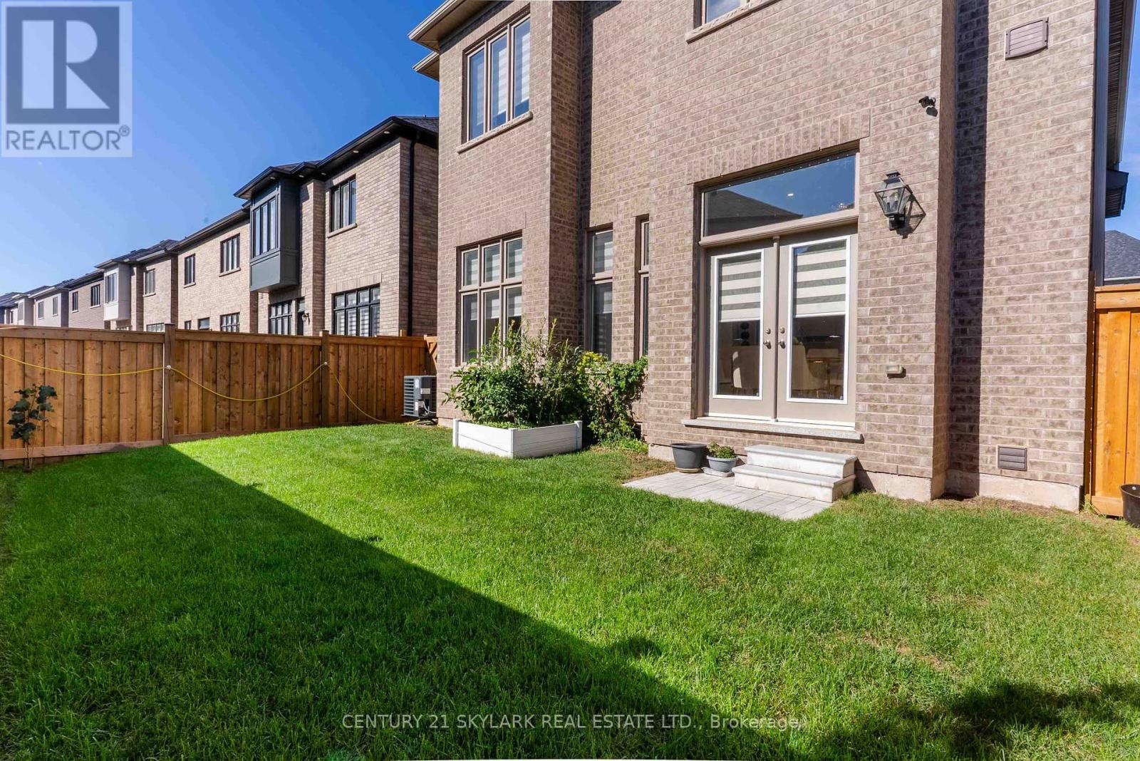2404 Edward Leaver Trail, Oakville, Ontario  L6M 5M2 - Photo 48 - W12464103