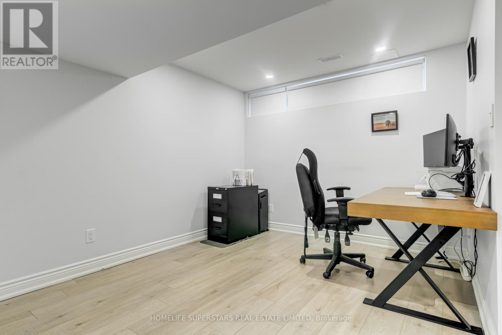 29 Pony Farm Drive, Toronto, Ontario  M9R 0B3 - Photo 20 - W12464118