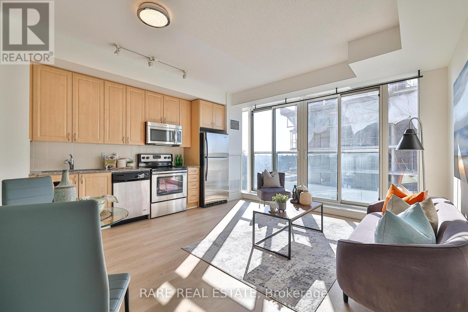 607 - 1638 Bloor Street W, Toronto, Ontario  M6P 1A7 - Photo 8 - W12464154
