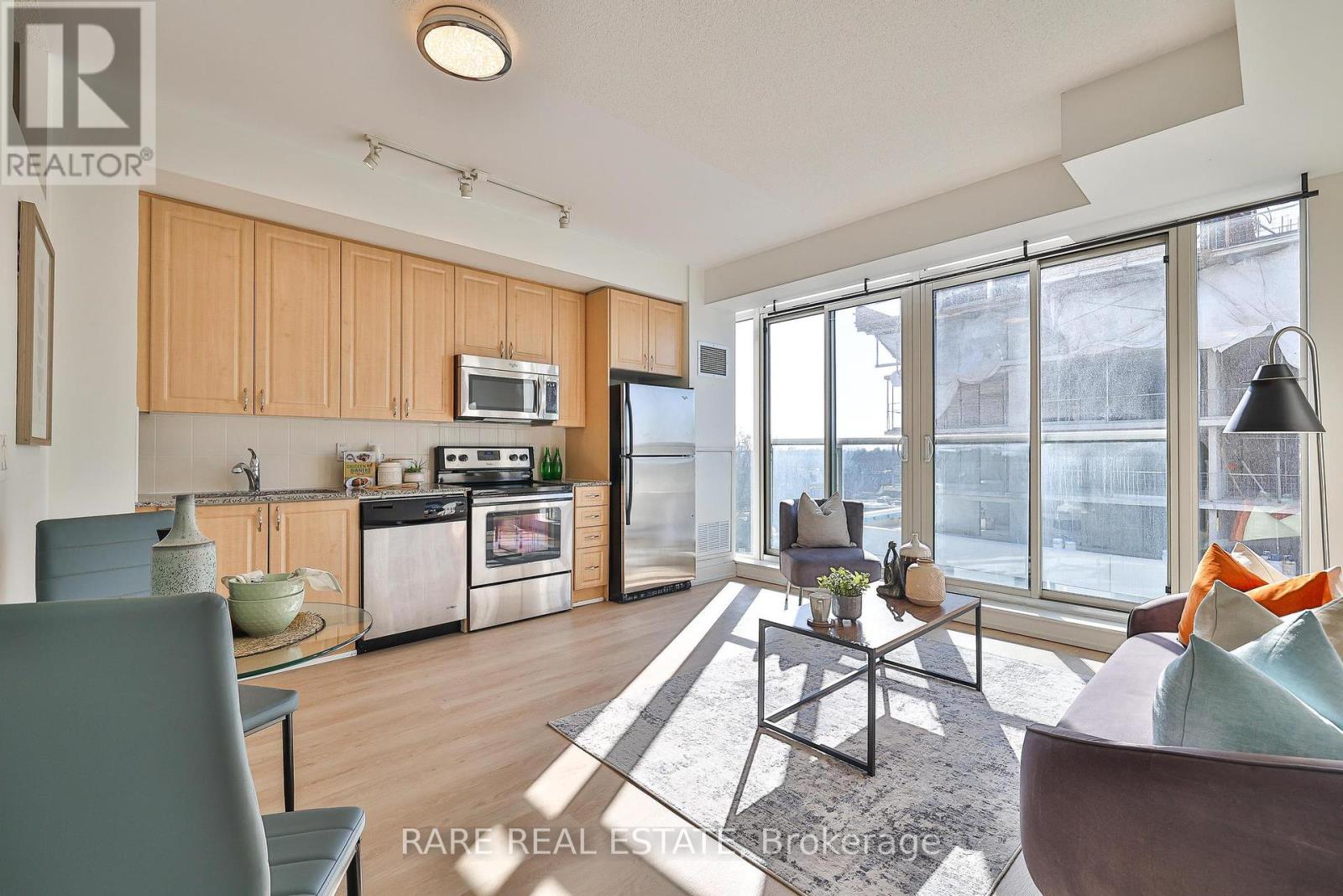 607 - 1638 Bloor Street W, Toronto, Ontario  M6P 1A7 - Photo 9 - W12464154