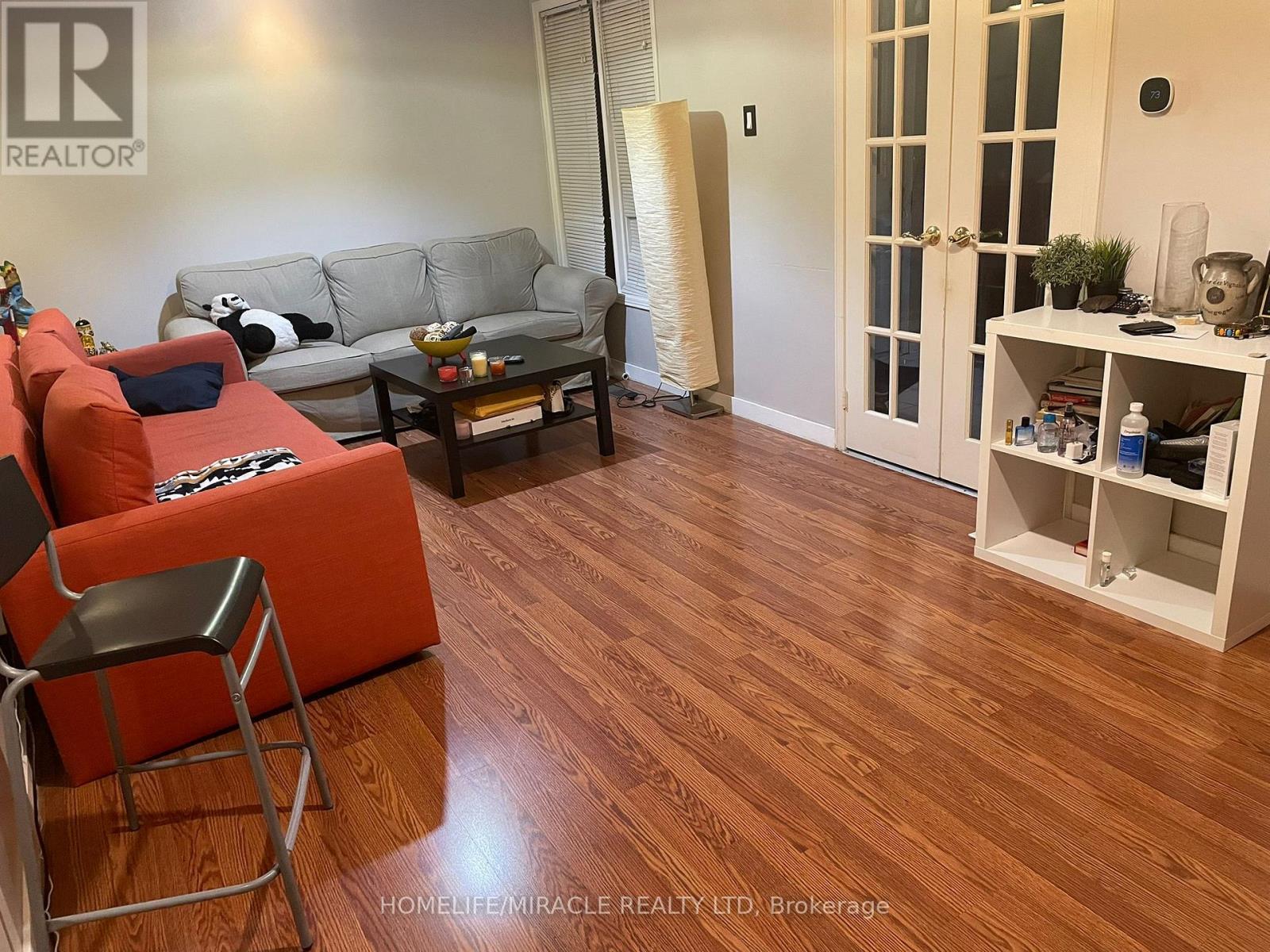 61 Carrie Crescent, Brampton, Ontario  L6Y 4Y6 - Photo 11 - W12464169