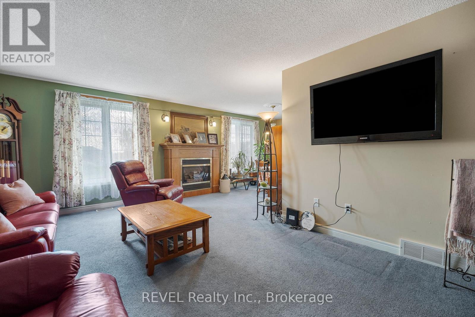 3594 Netherby Road, Fort Erie, Ontario  L3B 5N7 - Photo 10 - X12464216
