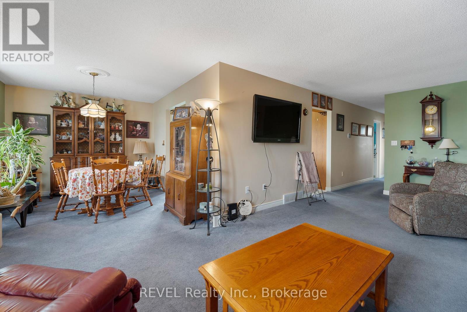 3594 Netherby Road, Fort Erie, Ontario  L3B 5N7 - Photo 11 - X12464216