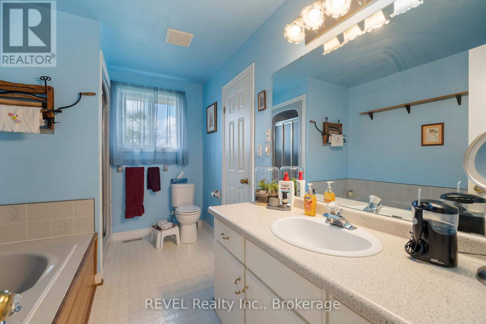 3594 Netherby Road, Fort Erie, Ontario  L3B 5N7 - Photo 20 - X12464216