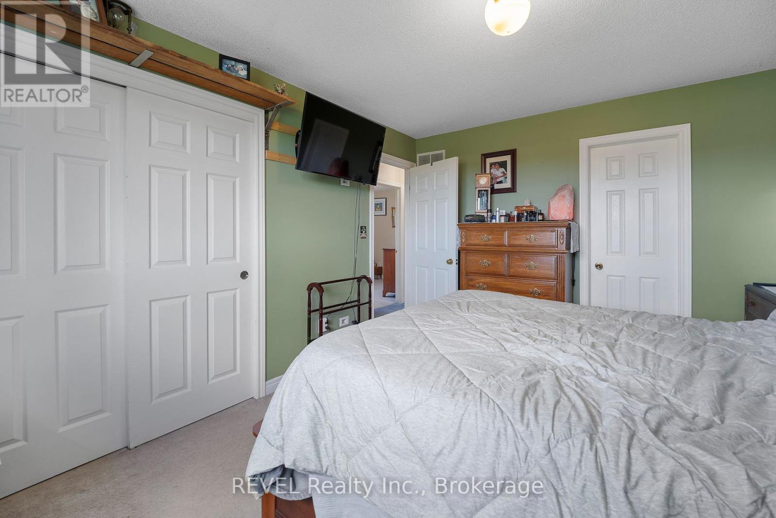 3594 Netherby Road, Fort Erie, Ontario  L3B 5N7 - Photo 22 - X12464216