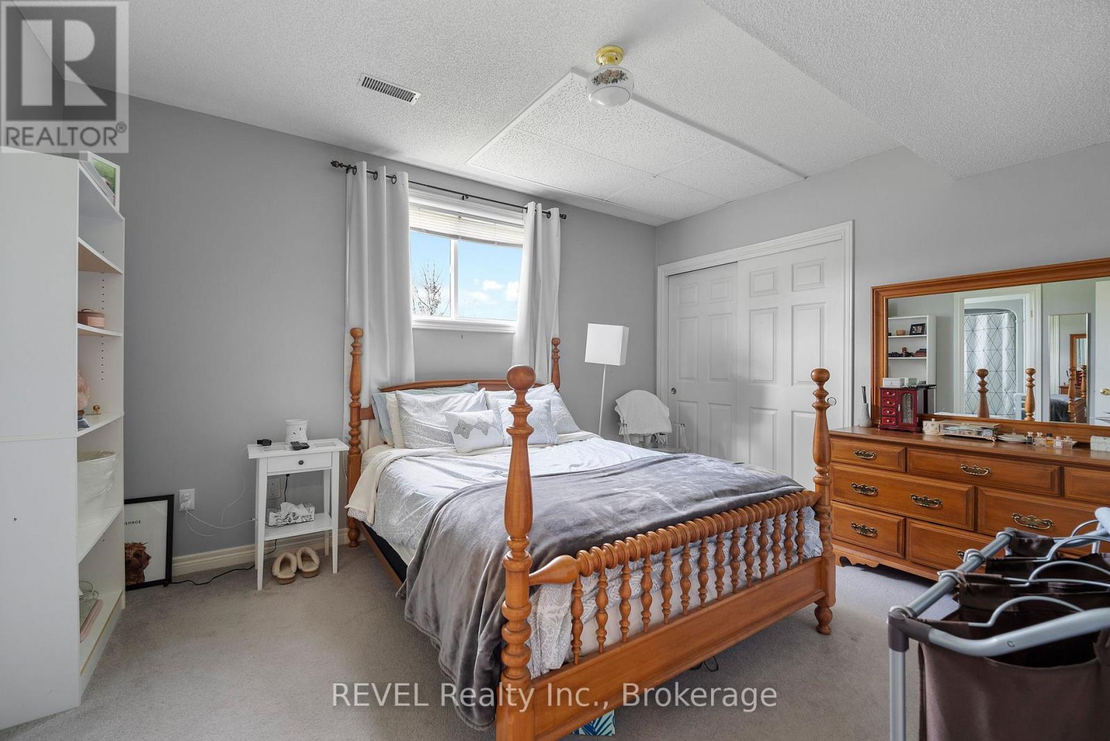 3594 Netherby Road, Fort Erie, Ontario  L3B 5N7 - Photo 28 - X12464216