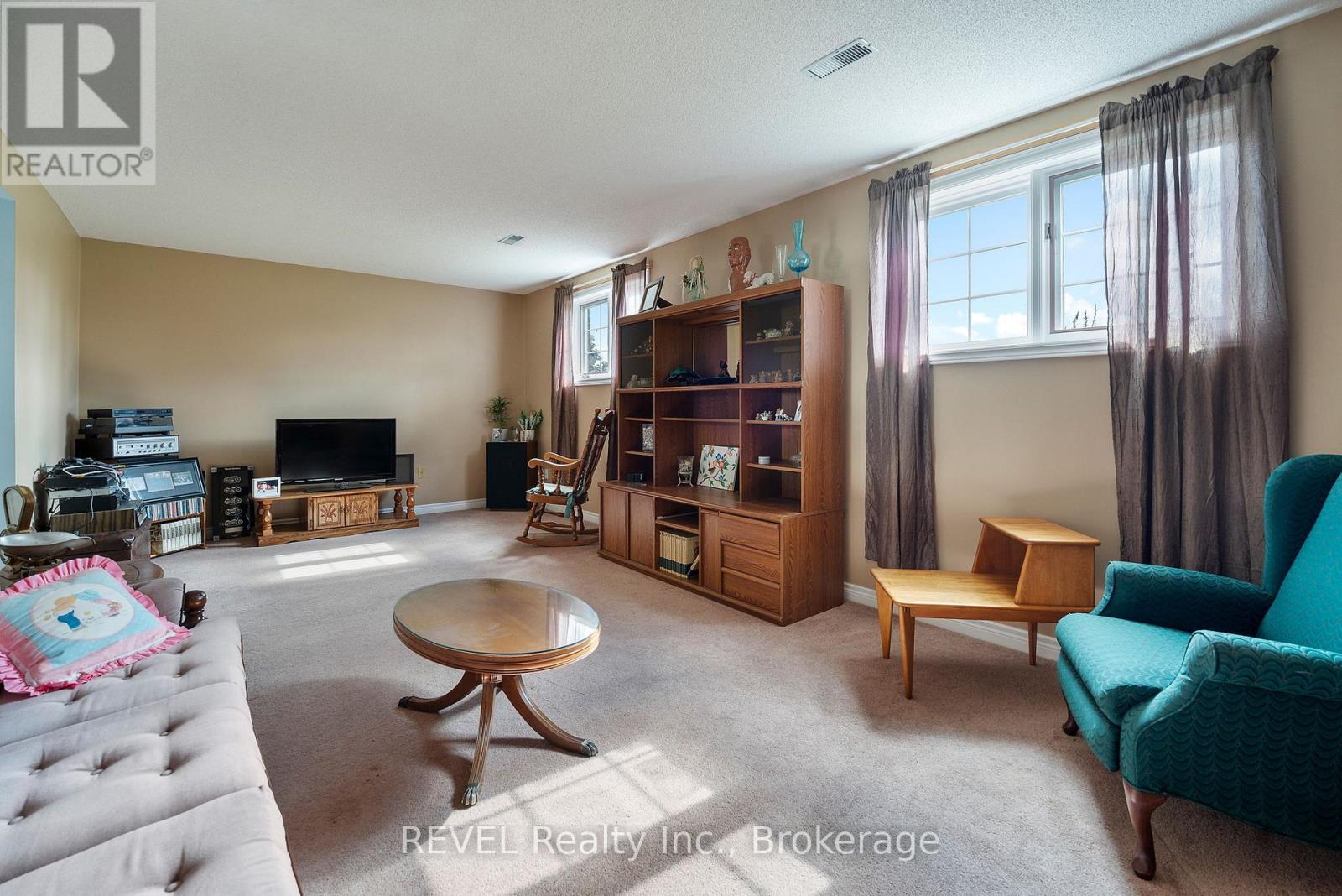 3594 Netherby Road, Fort Erie, Ontario  L3B 5N7 - Photo 34 - X12464216