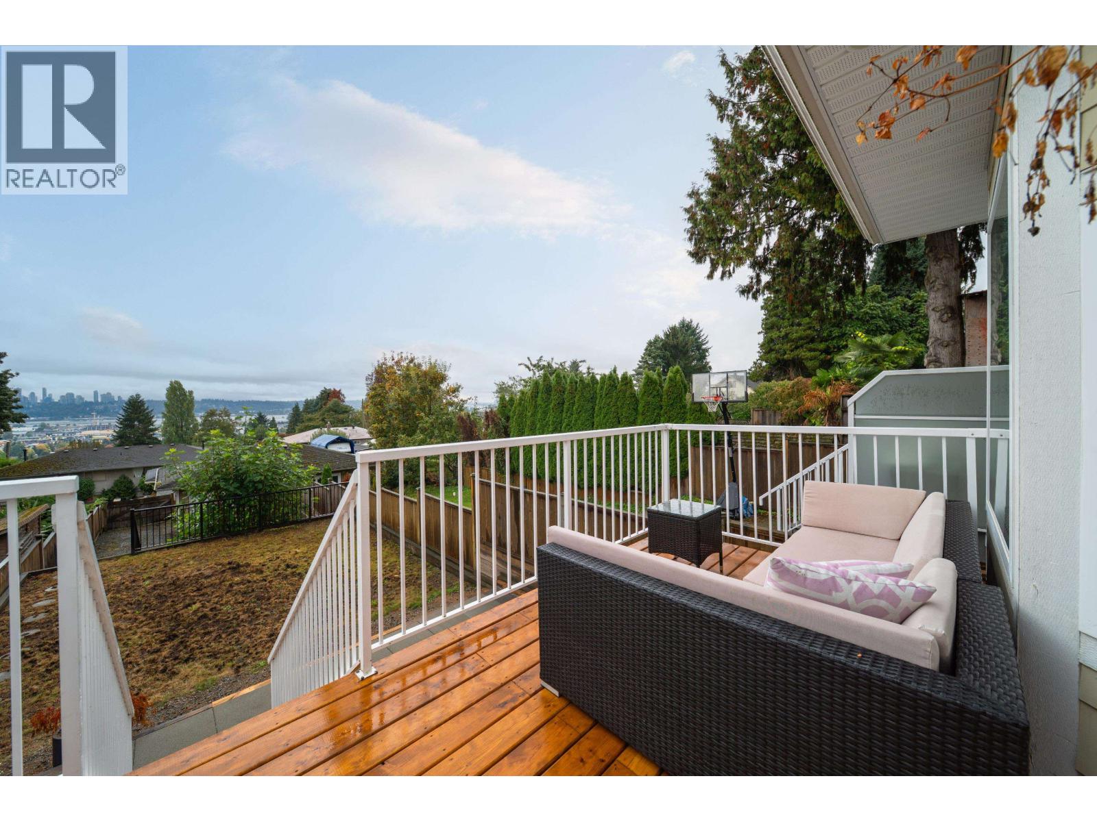 1126 Rochester Avenue, Coquitlam, British Columbia  V3K 2X4 - Photo 12 - R3058820