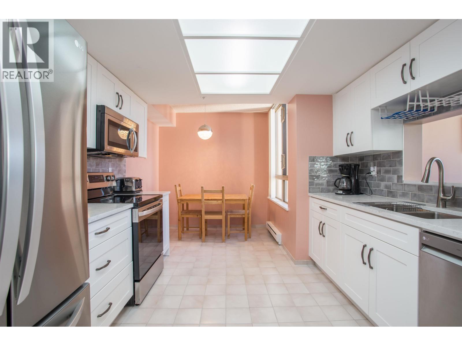1501 1190 Pipeline Road, Coquitlam, British Columbia  V3B 7T9 - Photo 3 - R3058827