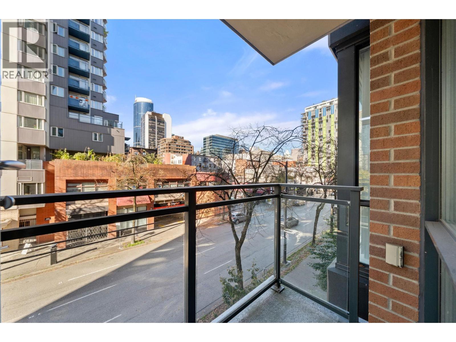 305 1082 Seymour Street, Vancouver, British Columbia  V6B 1X9 - Photo 6 - R3058850
