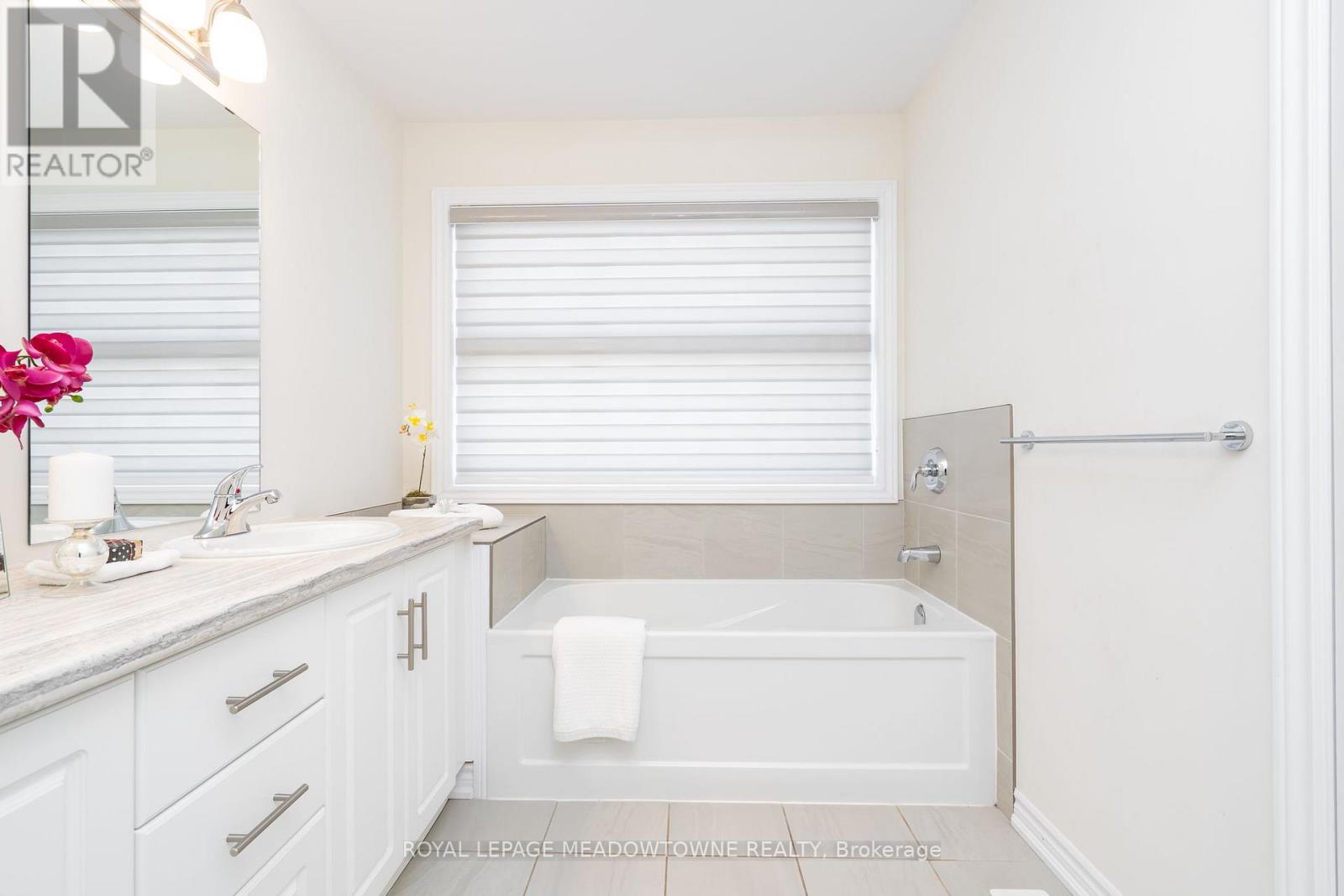 16 Bethune Avenue, Welland, Ontario  L3B 0H5 - Photo 34 - X12464102