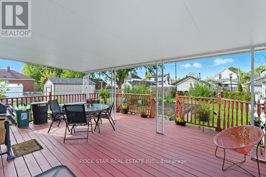 111 Mcalpine Avenue S, Welland, Ontario  L3B 1T7 - Photo 19 - X12464110