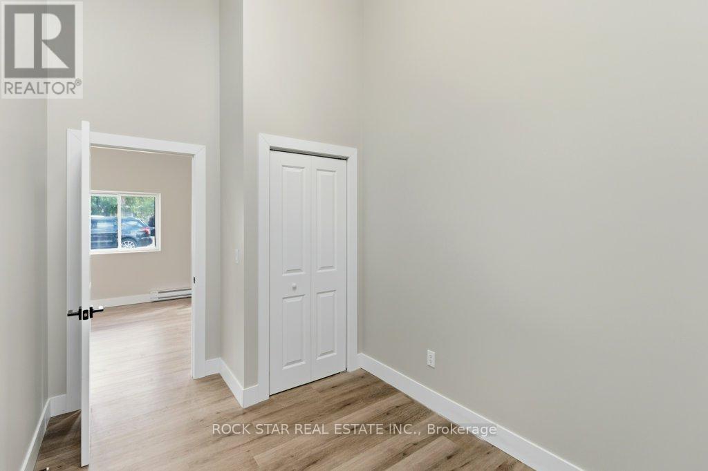 111 Mcalpine Avenue S, Welland, Ontario  L3B 1T7 - Photo 28 - X12464110