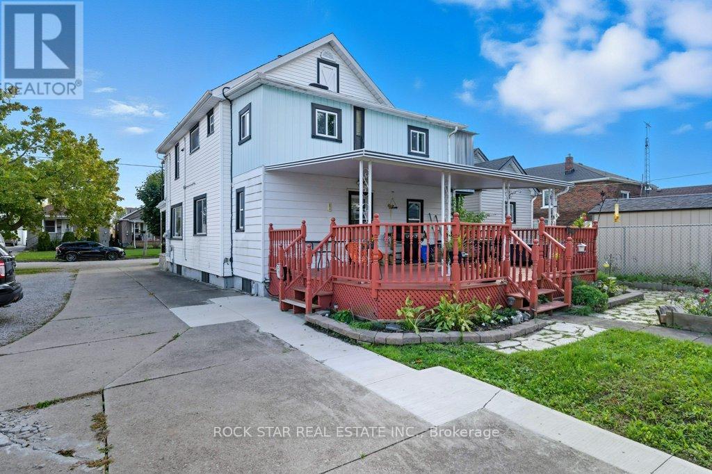111 Mcalpine Avenue S, Welland, Ontario  L3B 1T7 - Photo 32 - X12464110