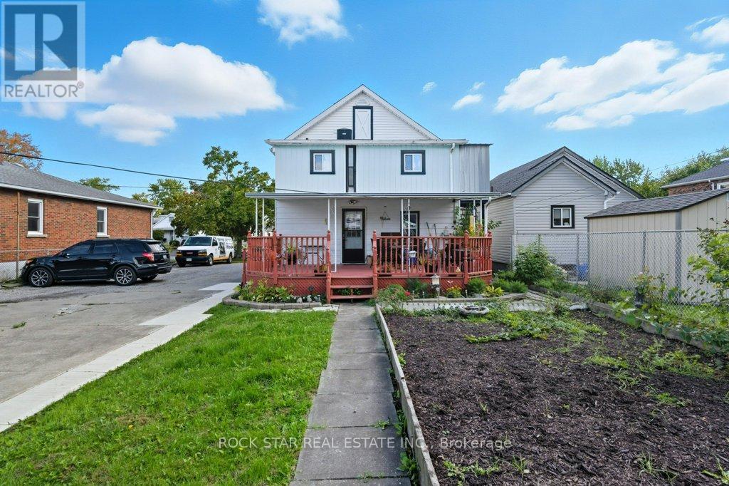 111 Mcalpine Avenue S, Welland, Ontario  L3B 1T7 - Photo 34 - X12464110