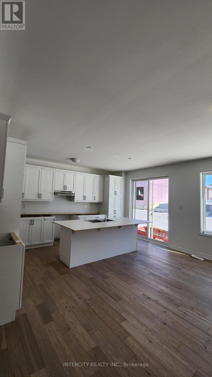 181 Forestwalk Street, Kitchener, Ontario  N2E 3Y2 - Photo 3 - X12464141
