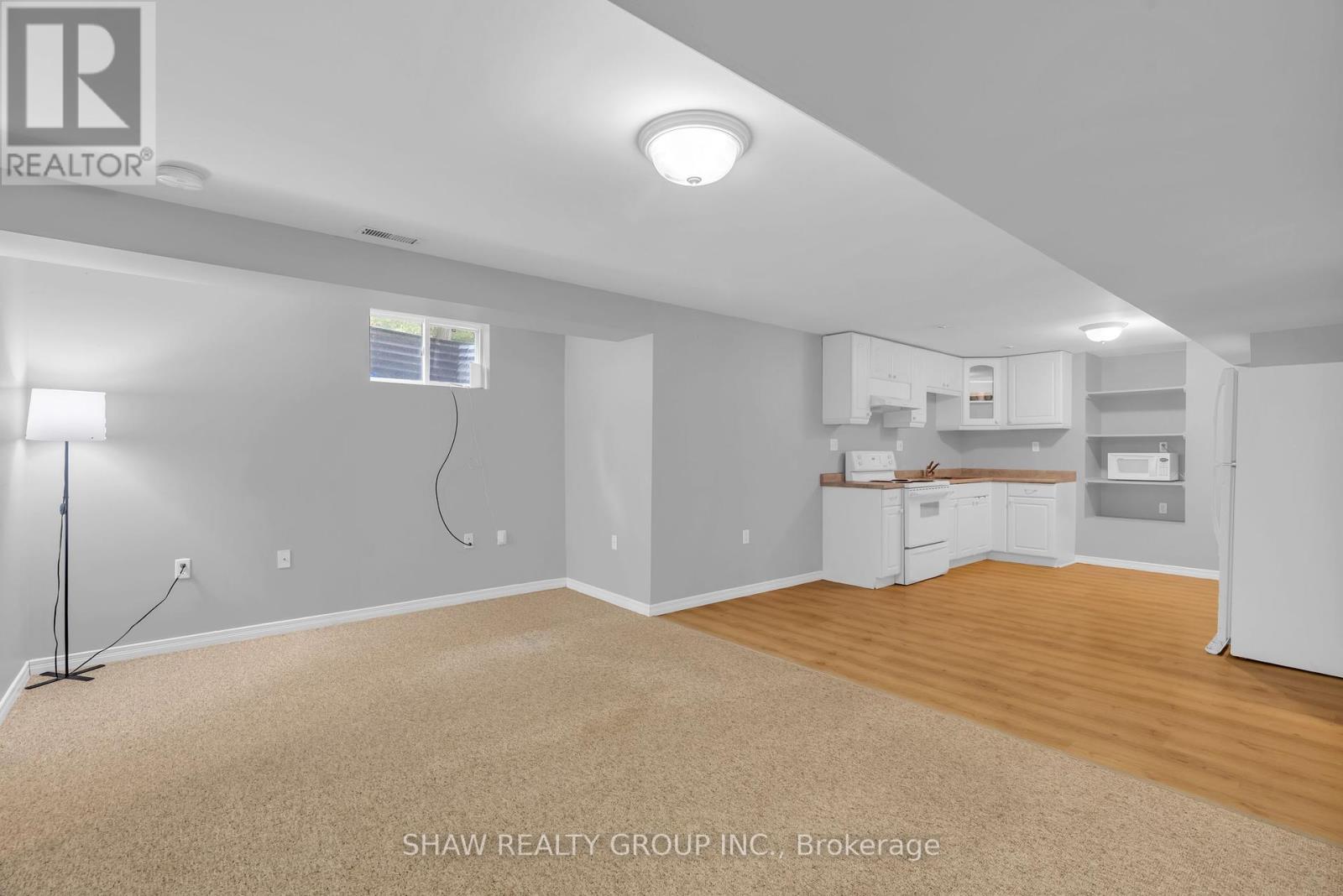 200 Mcmeeken Drive, Cambridge, Ontario  N3C 4H2 - Photo 38 - X12464146