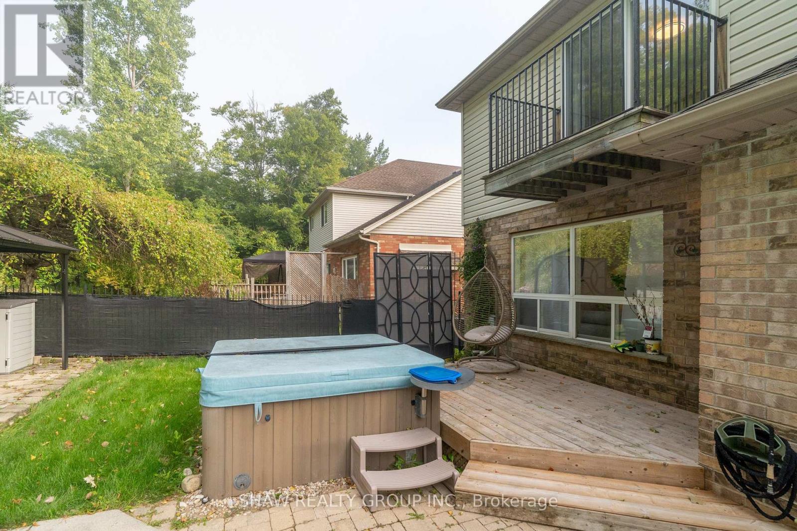 200 Mcmeeken Drive, Cambridge, Ontario  N3C 4H2 - Photo 44 - X12464146