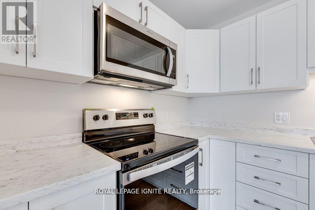 83 Whitcomb Crescent, Smiths Falls, Ontario  K7A 0A9 - Photo 10 - X12464173