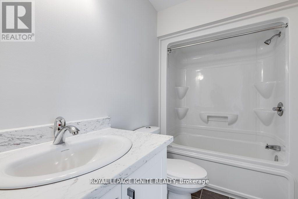83 Whitcomb Crescent, Smiths Falls, Ontario  K7A 0A9 - Photo 17 - X12464173