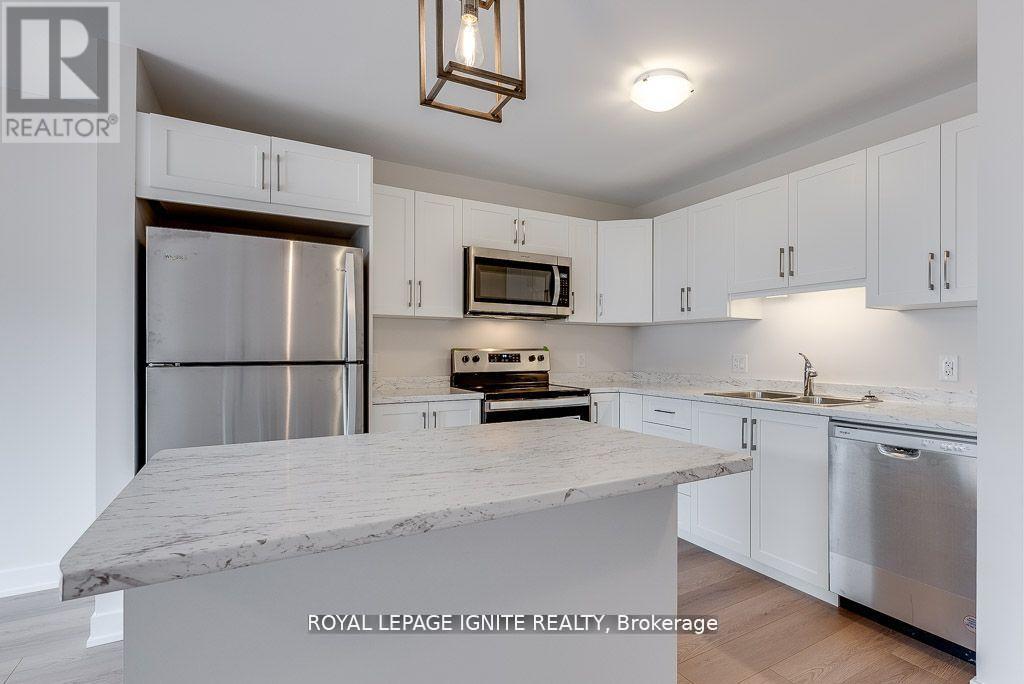 83 Whitcomb Crescent, Smiths Falls, Ontario  K7A 0A9 - Photo 9 - X12464173