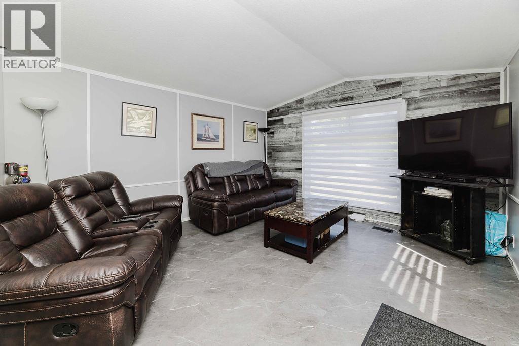 69 1413 Sunshine Coast Highway, Gibsons, British Columbia  V0N 1V5 - Photo 4 - R3058872