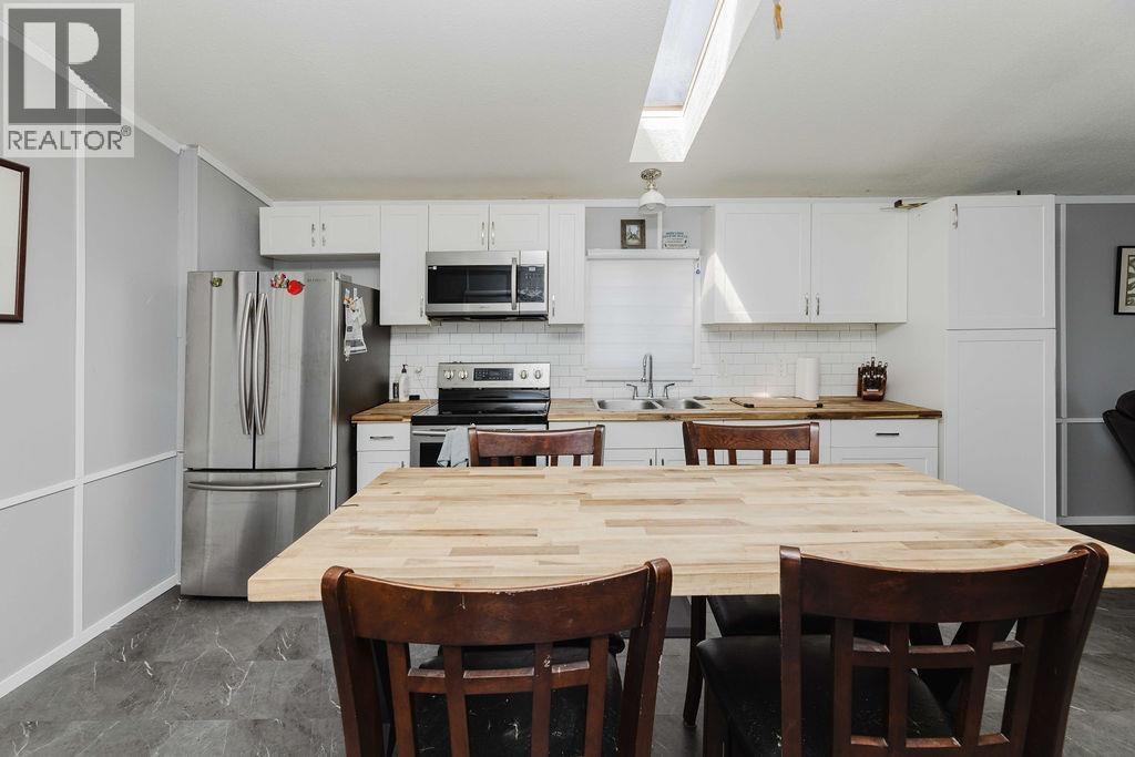 69 1413 Sunshine Coast Highway, Gibsons, British Columbia  V0N 1V5 - Photo 6 - R3058872