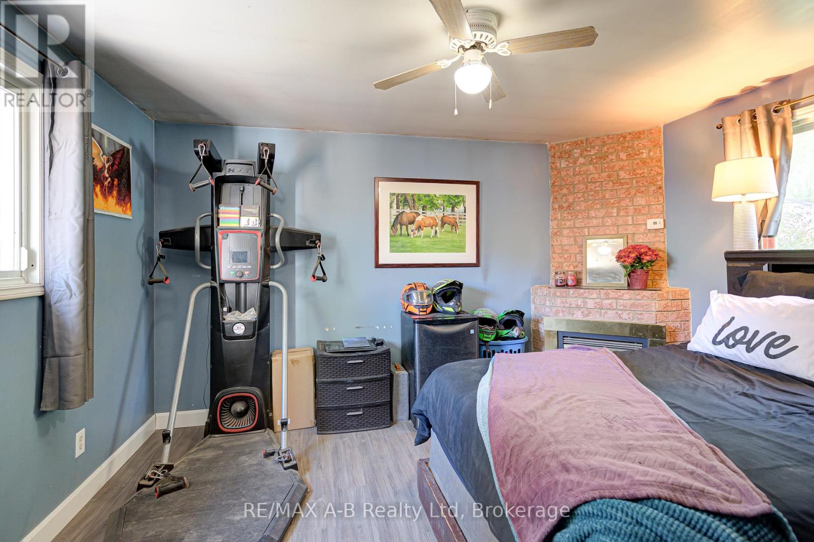 27 Brant Street, Stratford, Ontario  N5A 3X1 - Photo 27 - X12436157