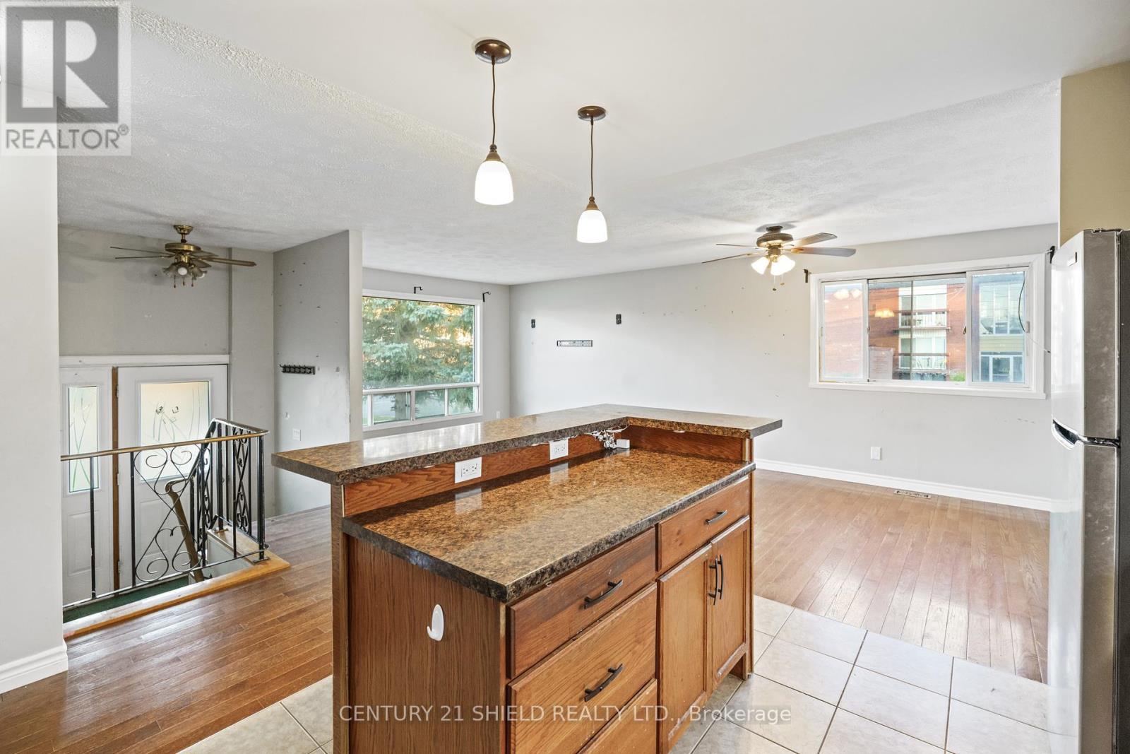 1130 Sydney Street, Cornwall, Ontario  K6H 6A1 - Photo 13 - X12464203