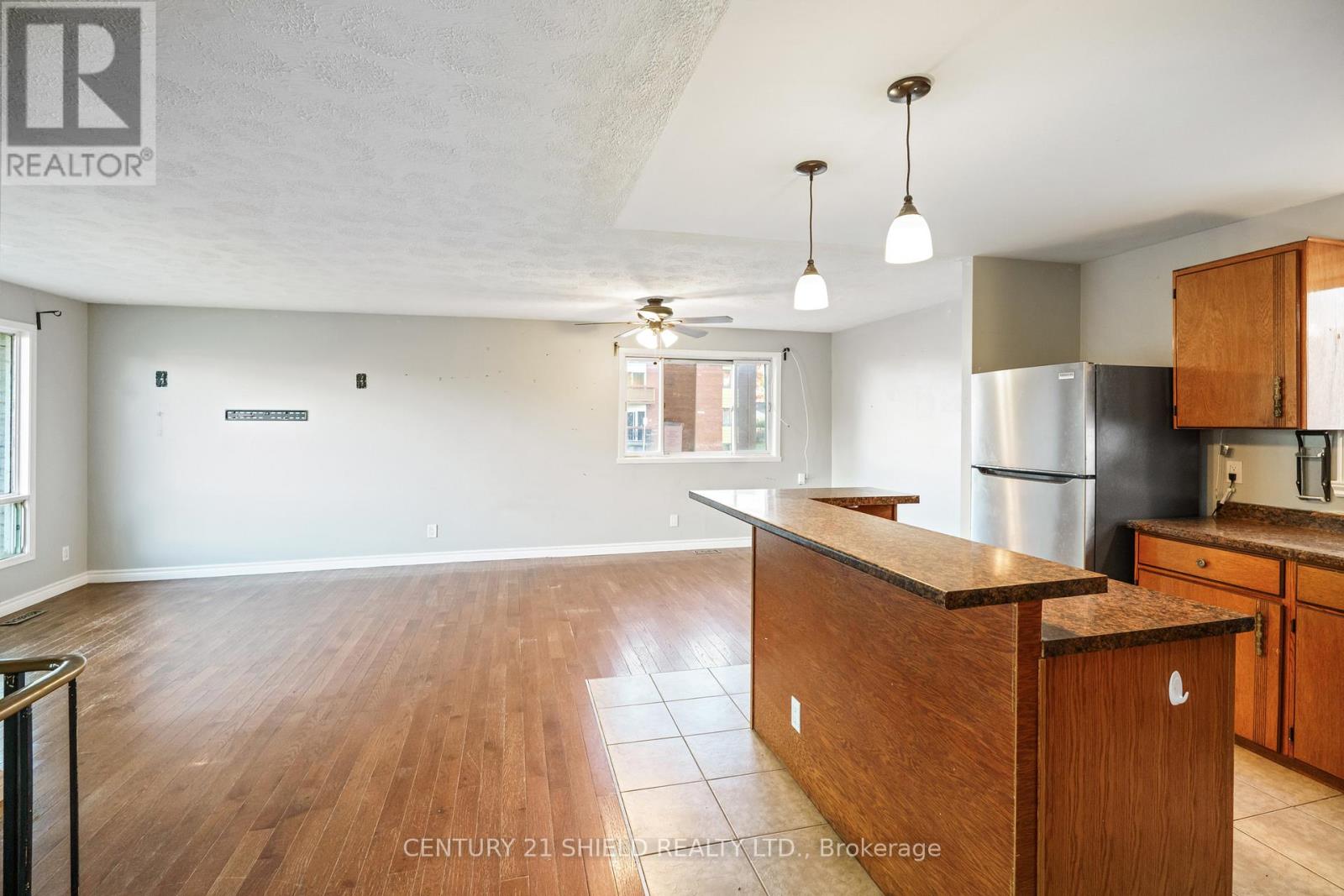 1130 Sydney Street, Cornwall, Ontario  K6H 6A1 - Photo 14 - X12464203