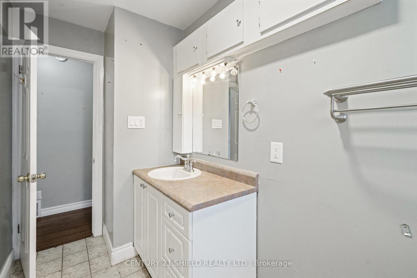1130 Sydney Street, Cornwall, Ontario  K6H 6A1 - Photo 19 - X12464203
