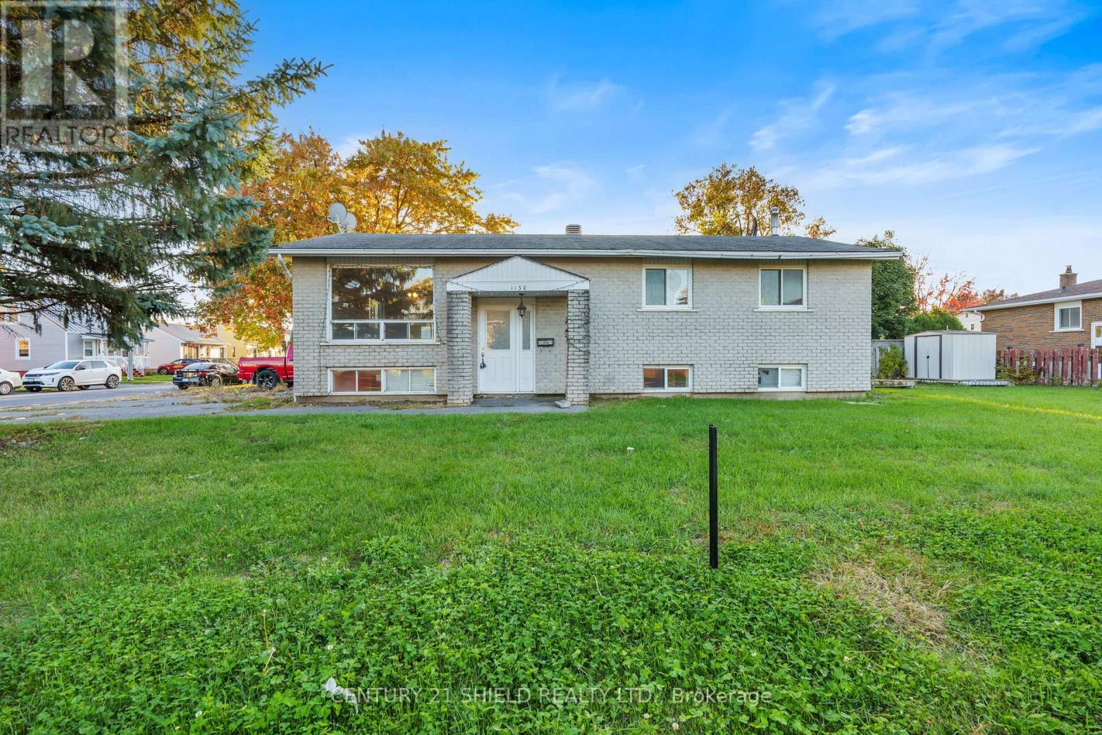1130 Sydney Street, Cornwall, Ontario  K6H 6A1 - Photo 2 - X12464203