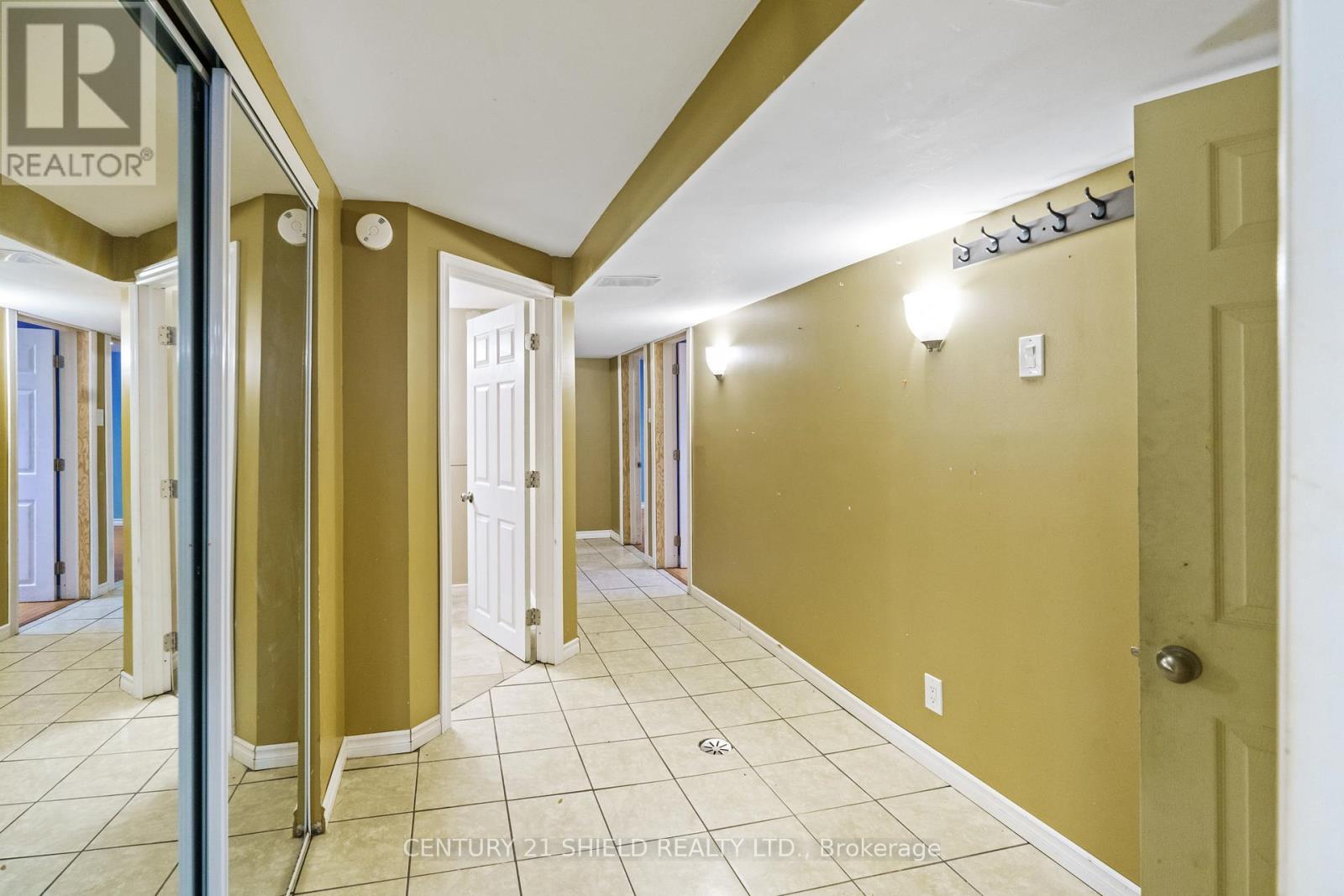 1130 Sydney Street, Cornwall, Ontario  K6H 6A1 - Photo 38 - X12464203