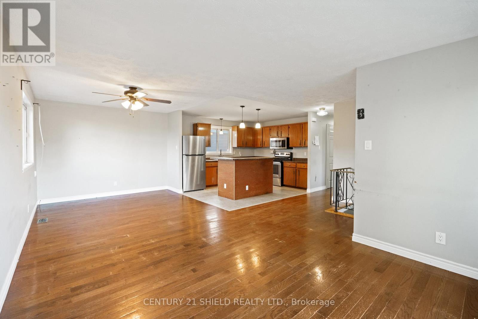 1130 Sydney Street, Cornwall, Ontario  K6H 6A1 - Photo 7 - X12464203