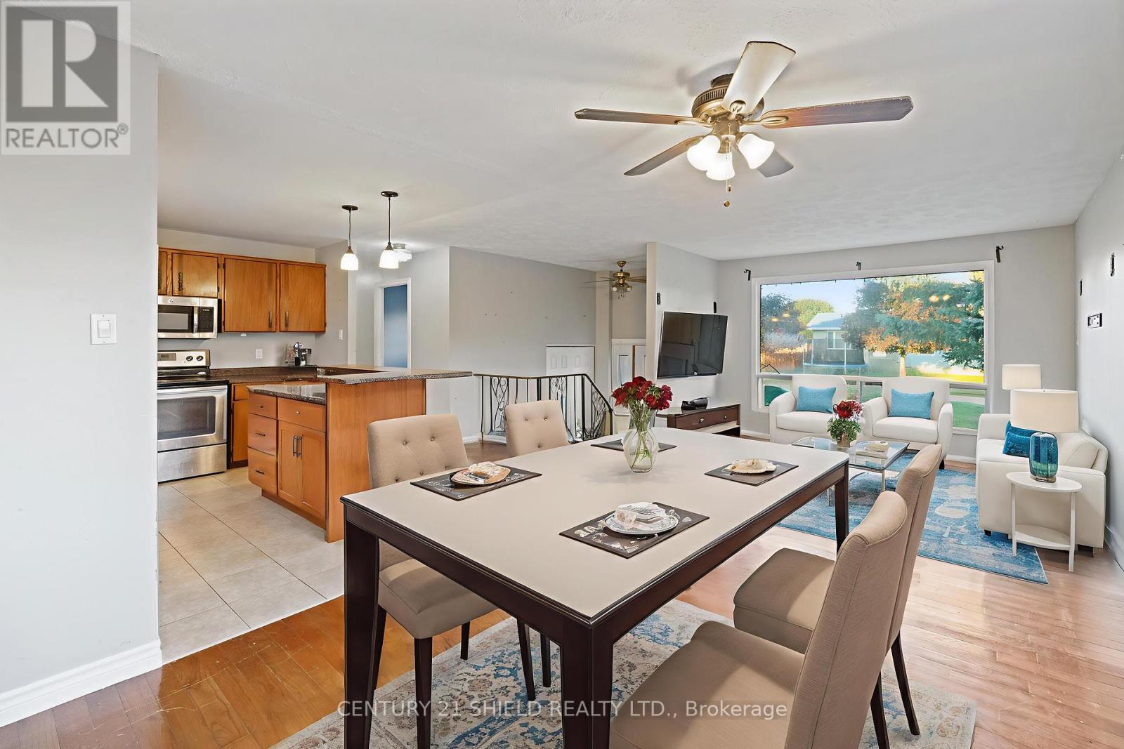 1130 Sydney Street, Cornwall, Ontario  K6H 6A1 - Photo 8 - X12464203