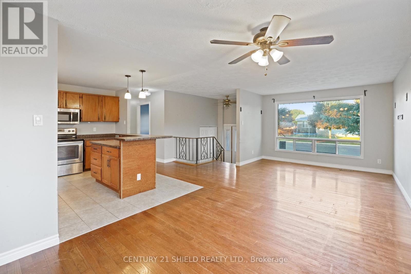 1130 Sydney Street, Cornwall, Ontario  K6H 6A1 - Photo 9 - X12464203