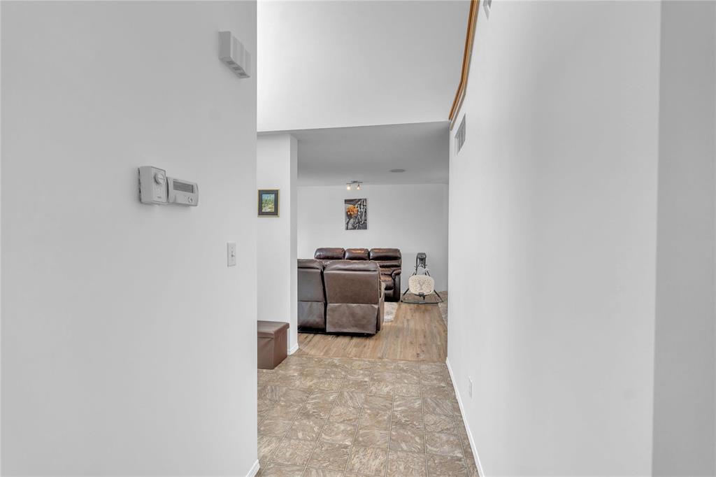 26 Danford Drive, Winnipeg, Manitoba  R2V 4X6 - Photo 18 - 202526586