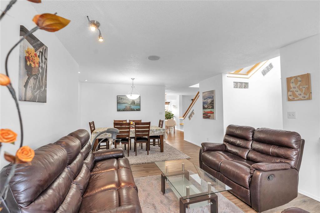 26 Danford Drive, Winnipeg, Manitoba  R2V 4X6 - Photo 6 - 202526586