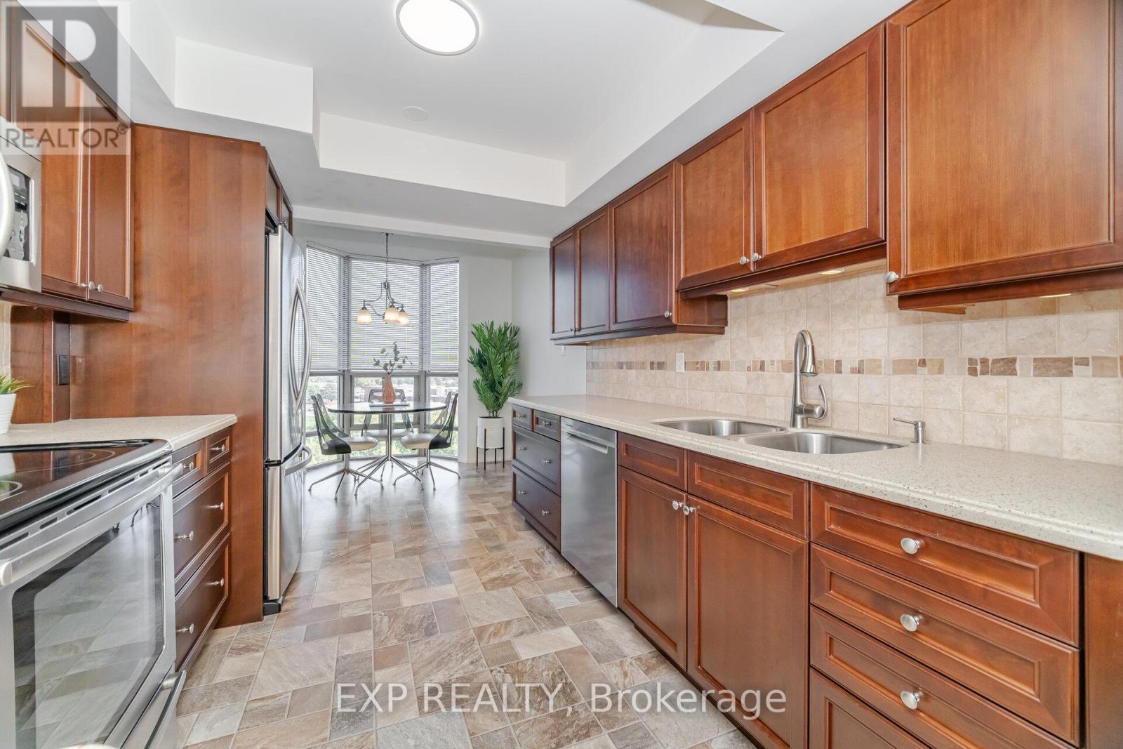 806 - 5090 Pinedale Avenue, Burlington, Ontario  L7L 3V8 - Photo 16 - W12464171