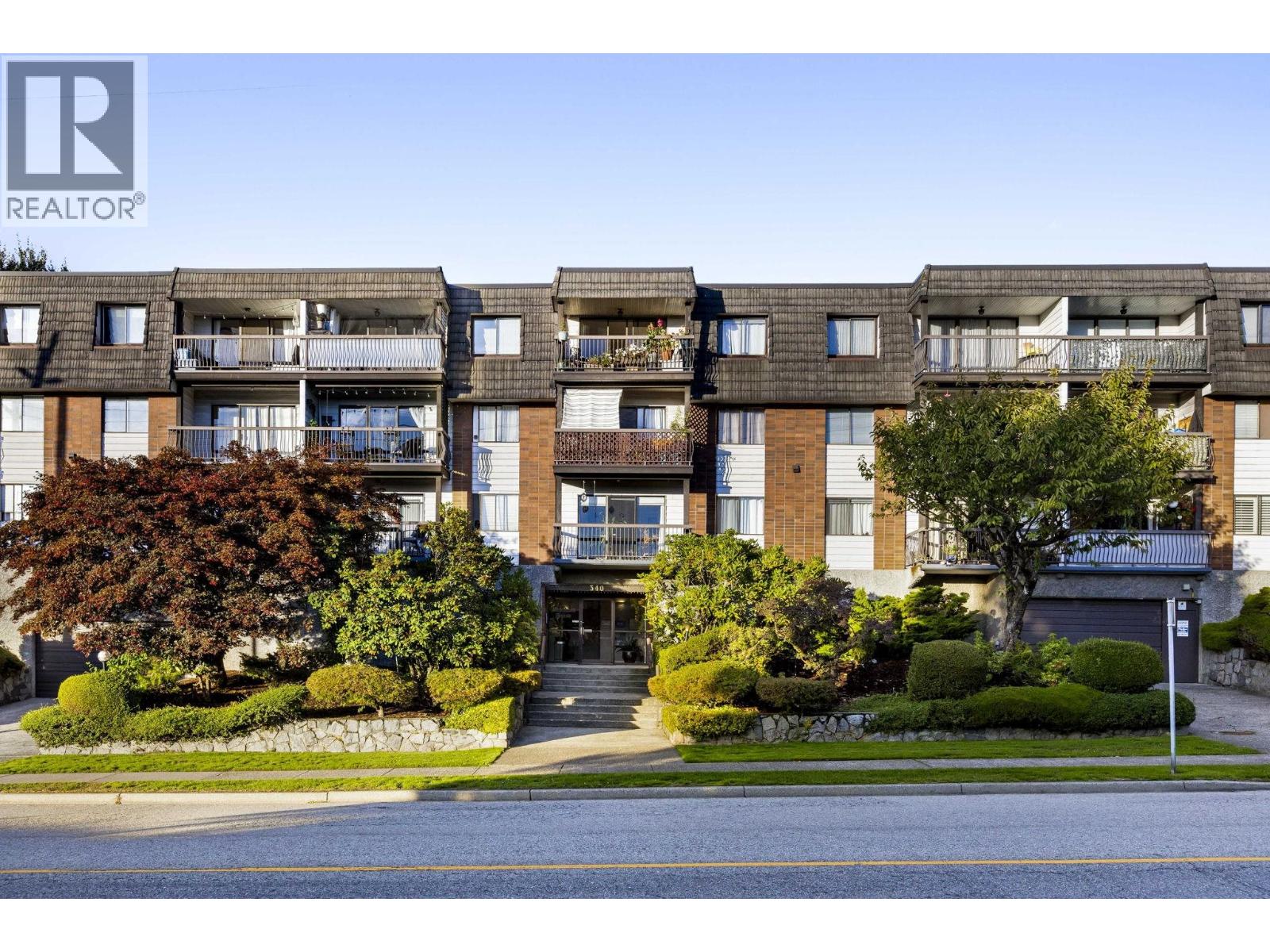 337 340 W 3rd Street, North Vancouver, British Columbia  V7M 1G4 - Photo 1 - R3058185