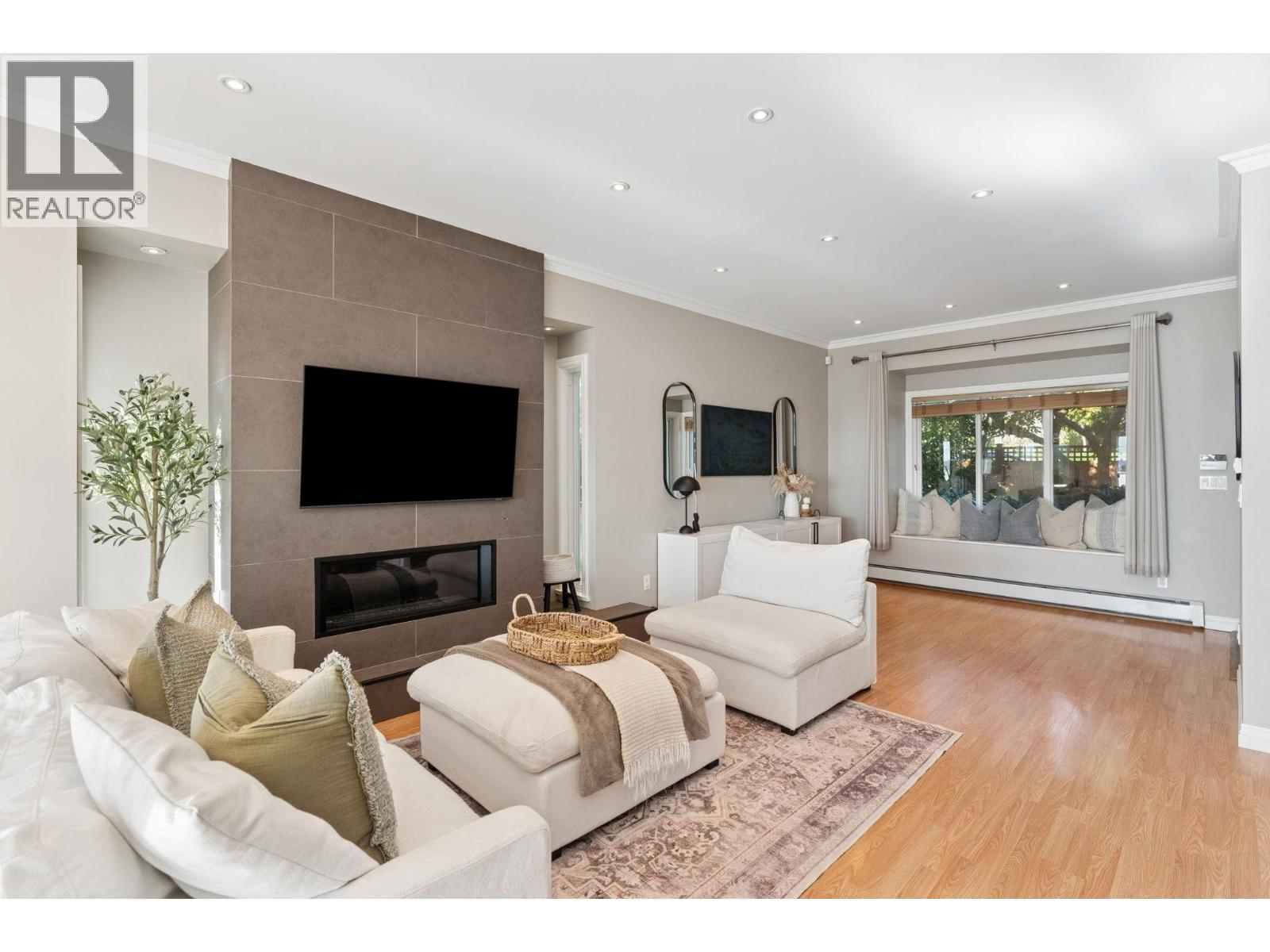 333 E Keith Road, North Vancouver, British Columbia  V7L 1V6 - Photo 14 - R3058381