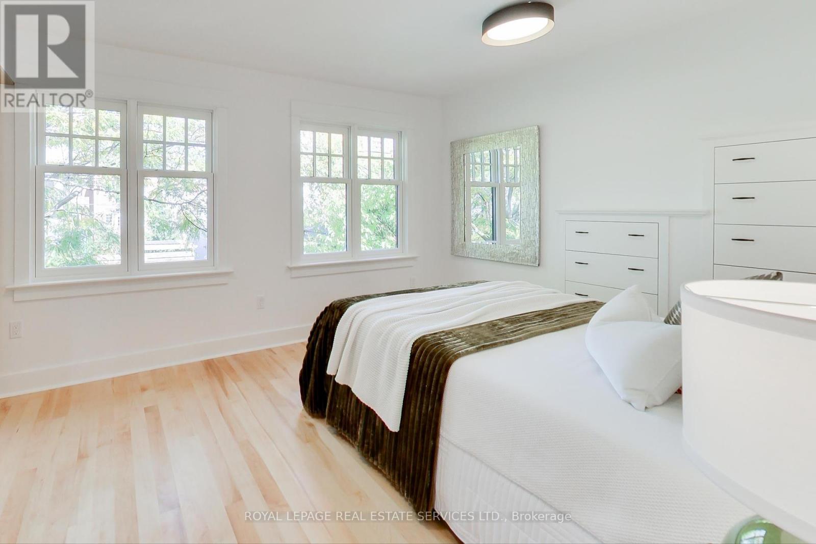 29 Hocken Avenue, Toronto, Ontario  M6G 2K1 - Photo 16 - C12464194